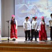 Консулы разных стран – гости рождественского бала