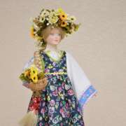 Выставка кукол открылась в МЛШ