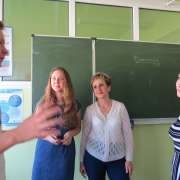 Выпускники МЛШ советуют быть активнее и смелее