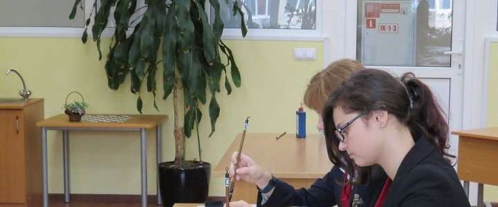 Для конкурса мы пишем кистью