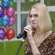 Дорогие наши выпускники, поздравляем с вручением аттестатов! 