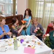 Дорогие наши выпускники, поздравляем с вручением аттестатов! 