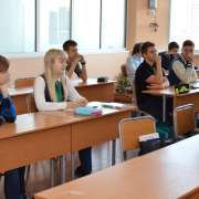 В Международной лингвистической школе не обходят стороной острые темы 
