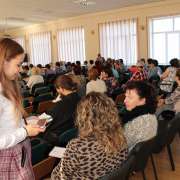 Ученики 10 классов приняли активное участие в выпуске газеты Приморского краевого института развития образования «Территория смыслов»