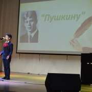 Конкурс чтецов «Золотая осень» открыл талантливых и артистичных учеников из 5 и 6 классов