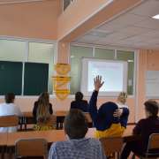 Старшеклассники Международной лингвистической школы узнали, что такое ответственное поведение
