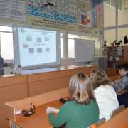 Глобальные проблемы парникового эффекта, мусорная война человека, опасность корня лотоса - об этом и не только узнали ученики МЛШ на Неделе науки