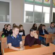Глобальные проблемы парникового эффекта, мусорная война человека, опасность корня лотоса - об этом и не только узнали ученики МЛШ на Неделе науки
