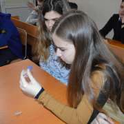 Глобальные проблемы парникового эффекта, мусорная война человека, опасность корня лотоса - об этом и не только узнали ученики МЛШ на Неделе науки