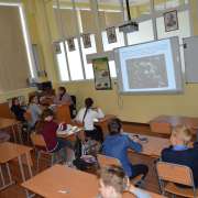 Глобальные проблемы парникового эффекта, мусорная война человека, опасность корня лотоса - об этом и не только узнали ученики МЛШ на Неделе науки