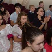 Ежегодный проект учеников Международной лингвистической школы «Играем классику» вновь радует зрителей 