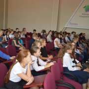 Грамотность в мире цифровых технологий необходима, считают ученики Международной лингвистической школы