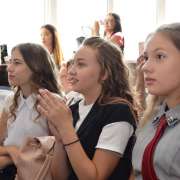 Поздравление директора Международной лингвистической школы  О.С. Шевченко с Днем знаний