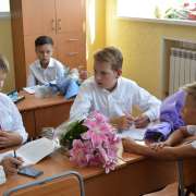 Поздравление директора Международной лингвистической школы  О.С. Шевченко с Днем знаний