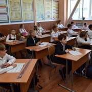 Поздравление директора Международной лингвистической школы  О.С. Шевченко с Днем знаний
