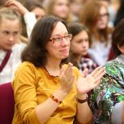 Дорогие коллеги, от всего сердца поздравляю вас со Всемирным днем учителя!