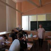 Учитель Международной лингвистической школы удостоена медали "За службу образованию"