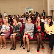 Дорогие коллеги, от всего сердца поздравляю вас со Всемирным днем учителя!