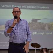 Ученые The North Pacific Marine Science Organization провели цикл лекций для учеников Международной лингвистической школы