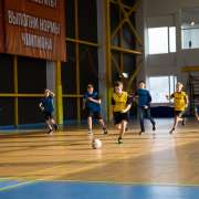 Мини-футбол с папами – это классная игра!