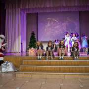 С Новым годом! Поздравляет директор Международной лингвистической школы