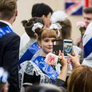 Поздравление директора Международной лингвистической школы выпускникам 
