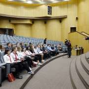 Ученики Международной лингвистической школы познакомились с работой краевого парламента