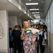 Дорогие ребята, уважаемые коллеги, поздравляю с Днем знаний, с началом нового учебного года!