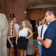 День знаний у старшеклассников Международной лингвистической школы прошел в музее Арсеньева
