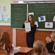 Шестиклассники Международной лингвистической школы показали, как можно «играть» с метафорами