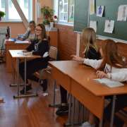 Шестиклассники Международной лингвистической школы показали, как можно «играть» с метафорами
