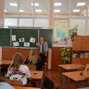 Шестиклассники Международной лингвистической школы показали, как можно «играть» с метафорами