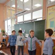 Шестиклассники Международной лингвистической школы показали, как можно «играть» с метафорами