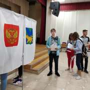 Президентом Совета учеников школы стала ученица 10м класса Анфиса Богданенко 