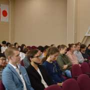 Старшеклассникам МЛШ рассказали о возможностях международного бизнес образования