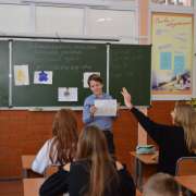 Шестиклассники Международной лингвистической школы показали, как можно «играть» с метафорами