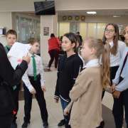 Пятиклассники Международной лингвистической школы первыми сыграли в School Quest