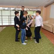 Пятиклассники Международной лингвистической школы первыми сыграли в School Quest