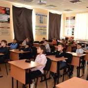 Пятиклассники МЛШ знают, как вести себя в чрезвычайной ситуации