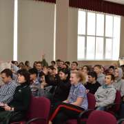 Game Club : проверяем свои знания по физике и информатике