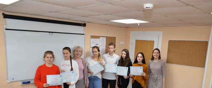 Девятиклассники Международной лингвистической школы подтвердили уровень владения французским языком