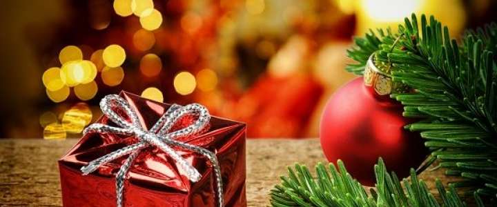  Дорогие коллеги и ученики Международной лингвистической школы! Поздравляю Вас с Новым годом 2019 годом и Рождеством!