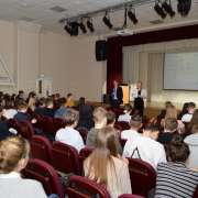 Представители CambridgeEducation Group встретились со старшеклассниками МЛШ 
