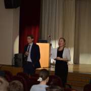 Представители CambridgeEducation Group встретились со старшеклассниками МЛШ 