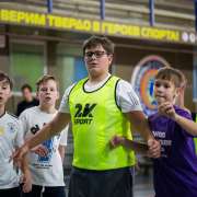Пятиклассники Международной лингвистической школы сыграли в баскетбол (фотоотчет)