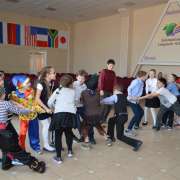 Ученики младших классов МЛШ спасли весну и подружились с разбойниками