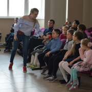 Ученики младших классов МЛШ спасли весну и подружились с разбойниками