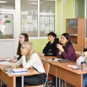 Увлечь читателя, используя 50 слов, могут десятиклассники МЛШ