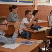 Пятиклассники МЛШ попробовали себя в роли сказочников