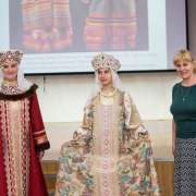 Я люблю Россию и Владивосток! В Международной лингвистической школе завершилась совместная программа с МГУ им. Ломоносова «Привет, Владивосток!»
